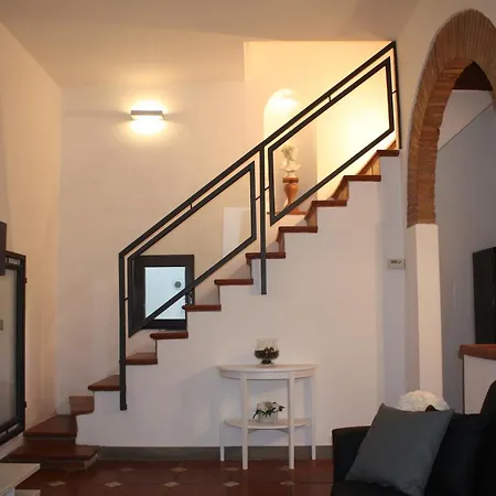 S.zanobi Courtyard House W/ Terrace Apartment